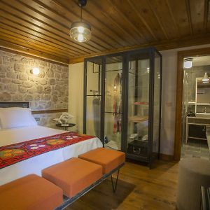 Chambre Standarde Lit Queen-Size